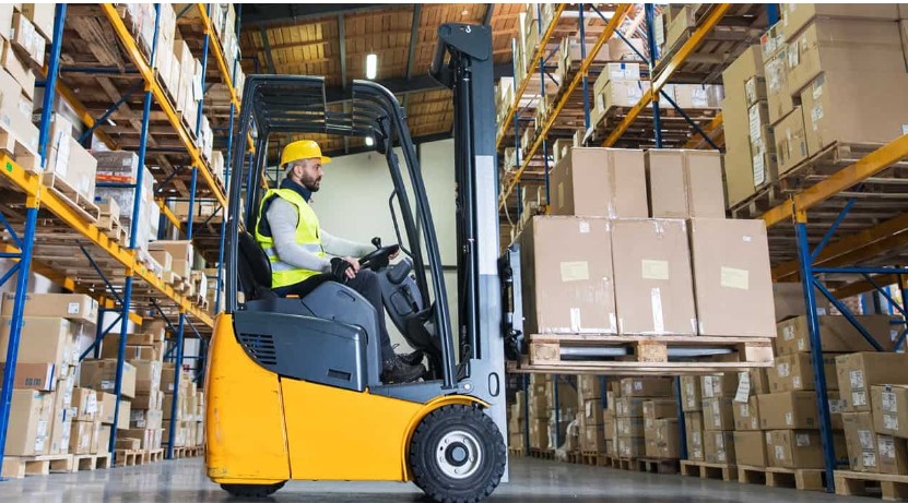Piggyback forklifts are powerful tools that can reduce the workload of any warehouse or factory. These forklifts are highly efficient and take up minimal space,