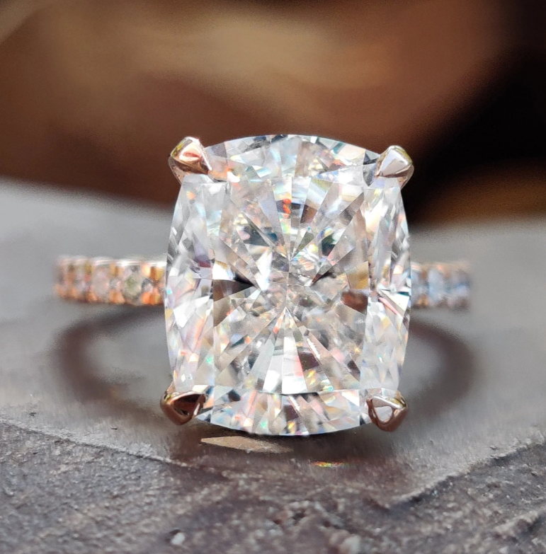 Moissanite Ring | Cleaning Tips and Maintenance | gallery dept media